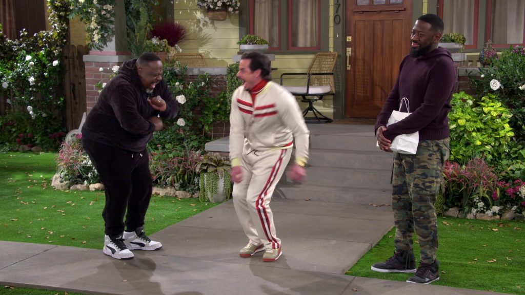 Sergio Tacchini Hoodie, Pants and Puma Sneakers in The Neighborhood S07E13 “Welcome to Not Being in It” (2025) (Image 24)