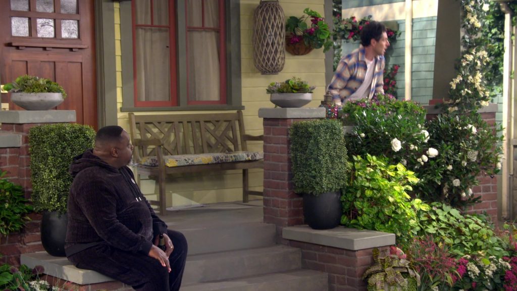 Sergio Tacchini Hoodie, Pants and Puma Sneakers in The Neighborhood S07E13 “Welcome to Not Being in It” (2025) (Image 6)