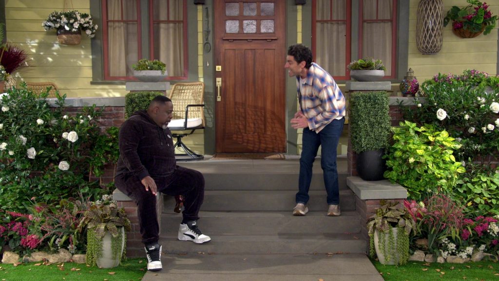 Sergio Tacchini Hoodie, Pants and Puma Sneakers in The Neighborhood S07E13 “Welcome to Not Being in It” (2025) (Image 9)