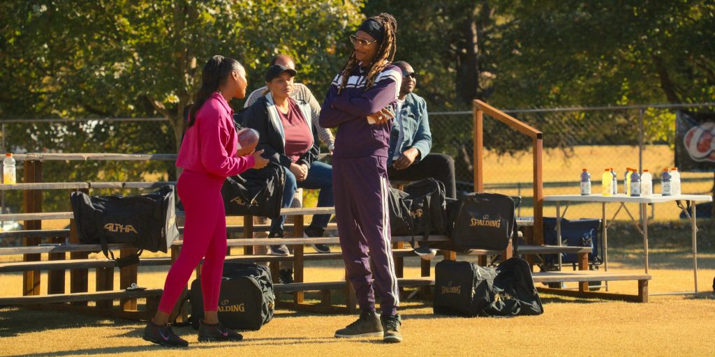 Sergio Tacchini Tracksuit and Nike Shoes Worn by Snoop Dogg as Jaycen Jennings & Tika Sumpter as Cherise, Spalding Bags, Gatorade Bottles in The Underdoggs (2024) (Image 1)