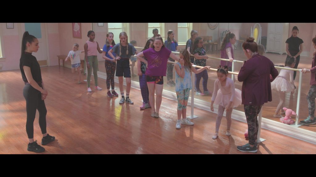 Skechers Flex Appeal 3.0 Sneakers Worn by Donna Lynne Champlin in Feel the Beat (2020) (Image 1)