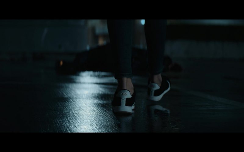 Skechers Sneakers Worn by Ashley Madekwe as Simone Garland in Tell Me a Story Season 2 Episode 8 (2020) (Image 1)