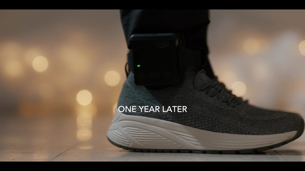 Skechers Sneakers in Accused S02E05 “Margot's Story” (2024) (Image 2)