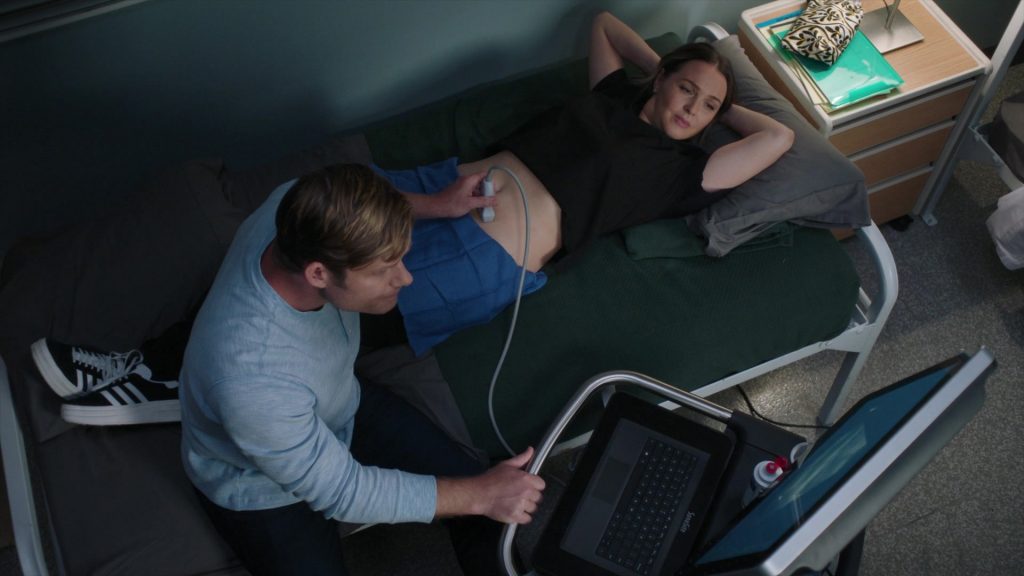 Sonosite and Adidas Shoes in Grey's Anatomy S21E04 “This One's for the Girls” (2024) (Image 5)
