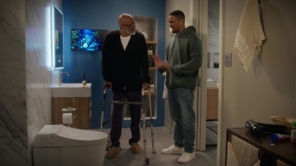 Ugg Slippers and Nike Shoes in Poppa's House S01E07 “Brokeback” (2024) (Image 4)