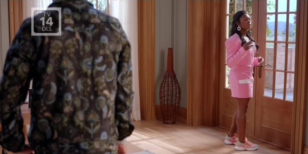 Valentino Garavani Shegoes Low-Top Sneakers Worn by Ebonee Noel as August King in The Kings of Napa S01E05 “How Stella Got Her Pilot Back” (2022) (Image 1)