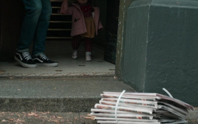 Vans Black Shoes in Home Before Dark S01E01 “Magic Hour” (2020) (Image 1)