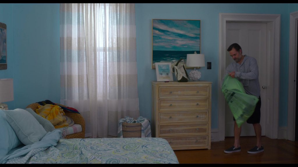 Vans Classic Slip-On sneakers in The Four Seasons S02E04 “On the Boardwalk” (2026) (Image 2)