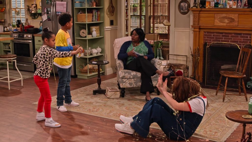 Vans Girls Shoes Worn by Jordyn Raya James as Ami McKellan in Family Reunion Season 1 Episode 16 “Remember When Shaka Got Beat Up” (2020) (Image 1)