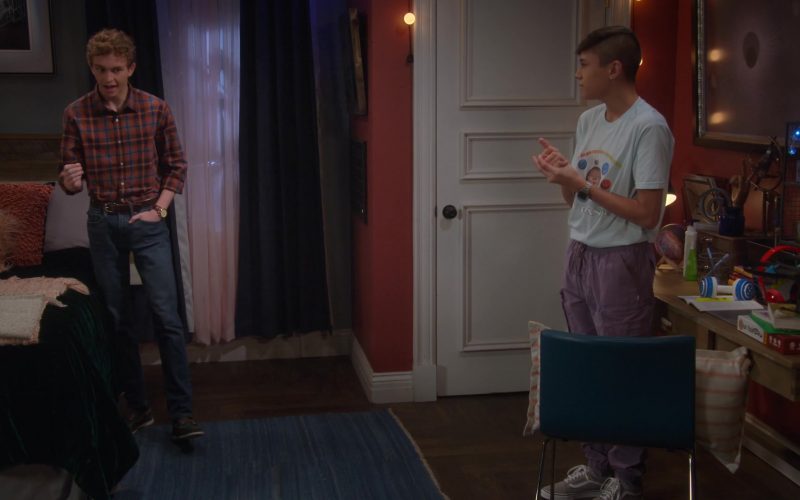 Vans Grey Sneakers Worn by Adrian Matthew Escalona as Miles Mendelson in Head of the Class S01E01 “Pilot” (2021) (Image 1)