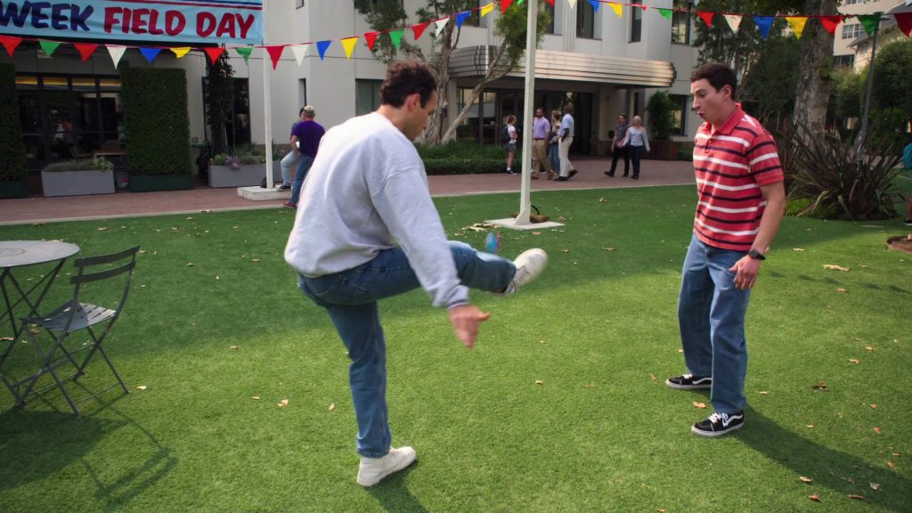 Vans HiTop Sneakers of Sam Lerner as ‘Madman' Geoff Schwartz in The Goldbergs S08E03 “It's All About Comptrol” (2020) (Image 2)