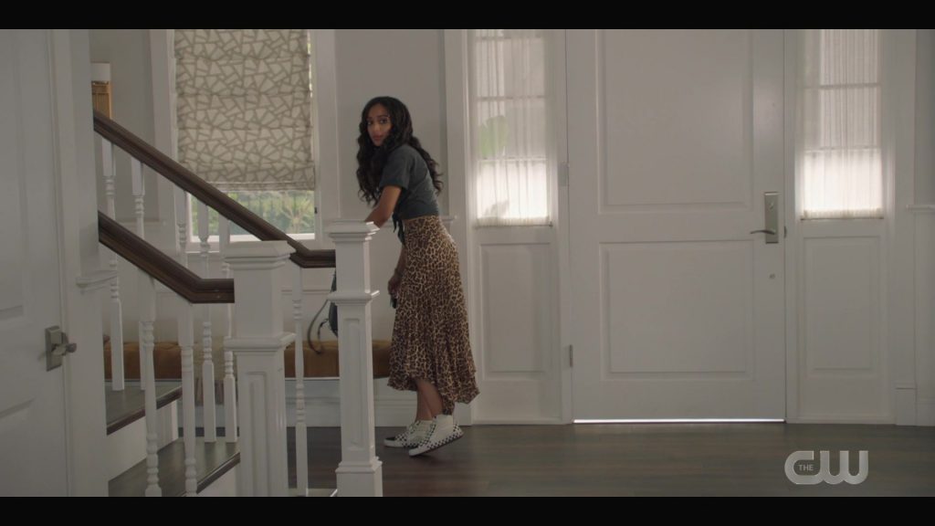 Vans High Top Shoes Worn by Samantha Logan as Olivia Baker in All American Season 2 Episode 1 (2019) (Image 2)