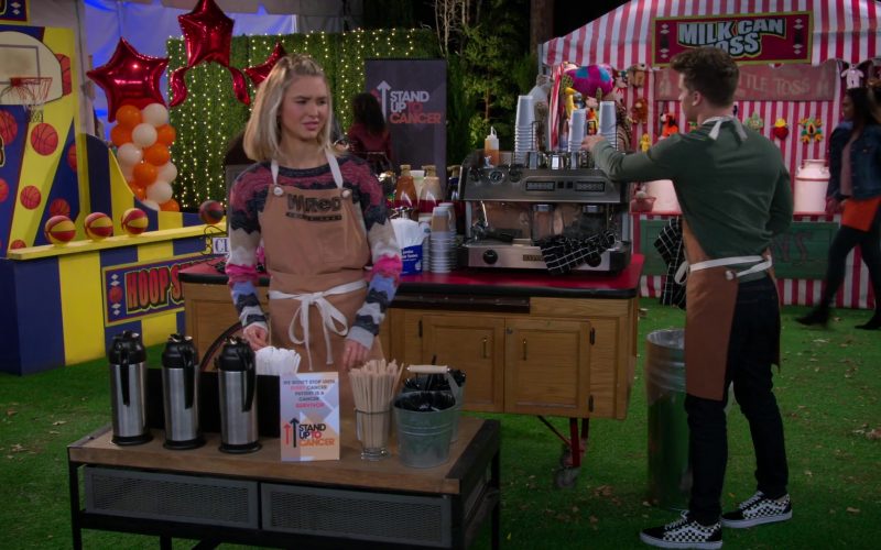 Vans Men's Sneakers in Alexa & Katie S04E05 “Speaking of Cancer” (2020) (Image 1)