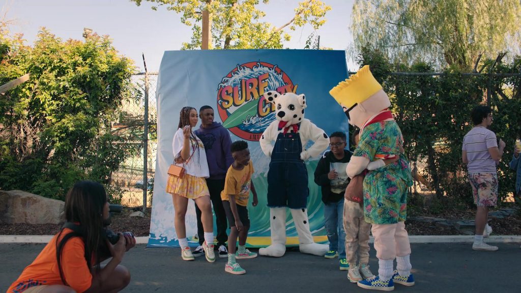 Vans, Nike and Converse Shoes in The Vince Staples Show S01E04 “Red Door” (2024) (Image 6)