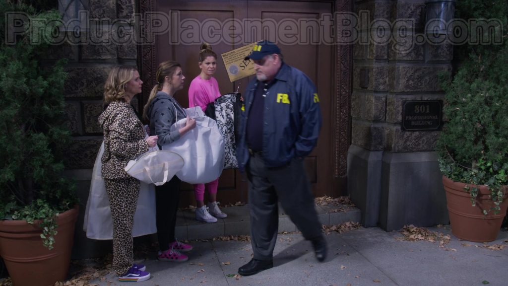 Vans Old Skool V Rainbow Platform Sneakers of Candace Cameron Bure as D.J. Tanner-Fuller in Fuller House S05E18 “Our Very Last Show, Again” (2020) (Image 1)