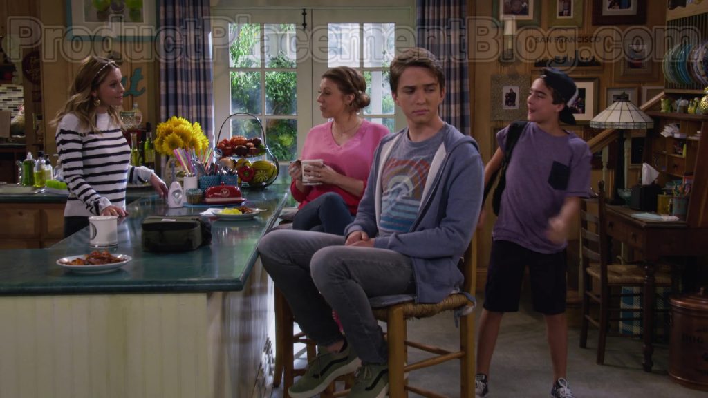 Vans Old Skool Vintage Green Sneakers of Michael Campion as Jackson in Fuller House S05E14 “Basic Training” (2020) (Image 1)