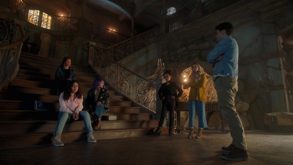 Vans Pink Shoes Worn by Allegra Acosta as Molly Hayes Hernandez in Runaways Season 3 Episode 4 “Rite of Thunder” (2019) (Image 2)