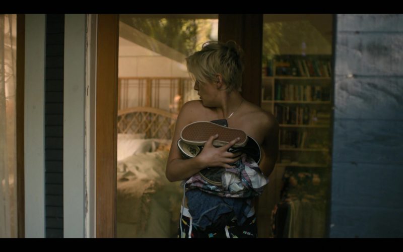 Vans Shoes Held by Jacqueline Toboni as Sarah Finley in The L Word - Generation Q Season 1 Episode 1 “Let's Do It Again” (2019) (Image 1)