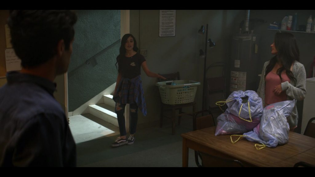 Vans Shoes Worn by Jenna Ortega as Ellie Alves in YOU Season 2 Episode 7 “Ex-istential Crisis” (2019) (Image 2)