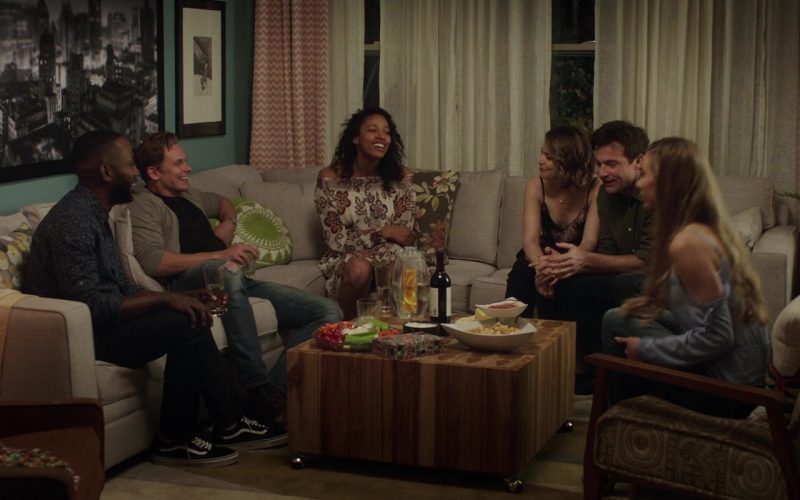 Vans Shoes Worn by Lamorne Morris in Game Night (2018) (Image 1)