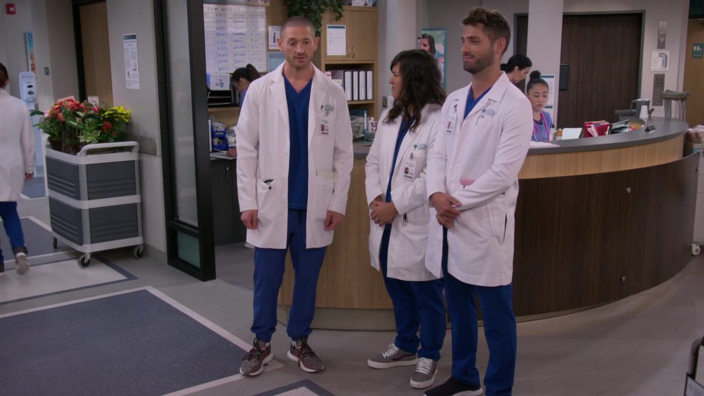 Vans Shoes Worn by Sabrina Jalees as Dr. Lexie Gilani in Carol's Second Act Season 1 Episode 4 “Marathon Day” (2019) (Image 3)