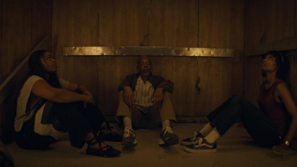 Vans Shoes in Brilliant Minds S01E12 “The Doctor Whose World Collapsed” (2025) (Image 1)