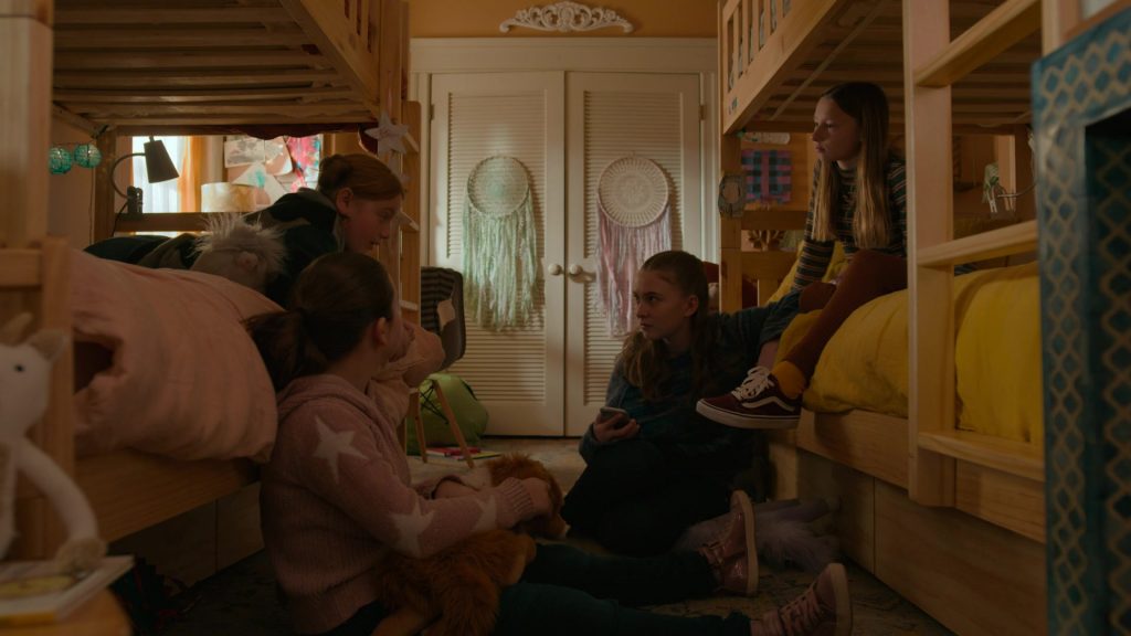 Vans Shoes in Evil S03E02 “The Demon of Memes” (2022) (Image 1)