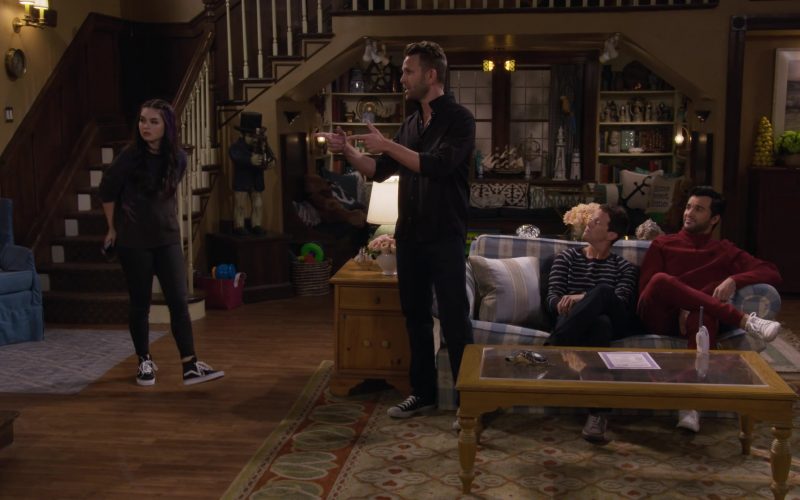 Vans Shoes in Fuller House Season 5 Episode 4 “Moms' Night Out” (2019) (Image 1)