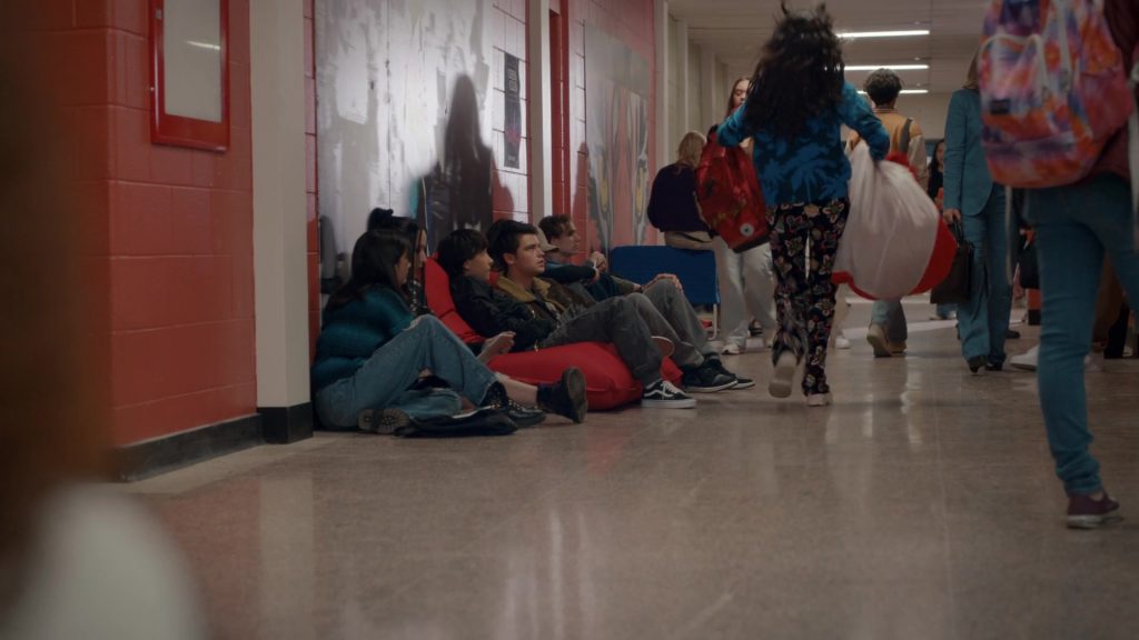 Vans Shoes in Ginny and Georgia S03E02 “Beep Beep Freaking Beep” (2025) (Image 4)