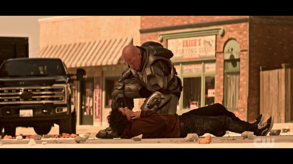 Vans Shoes in Superman and Lois S04E10 “It Went by So Fast” (2024) (Image 4)