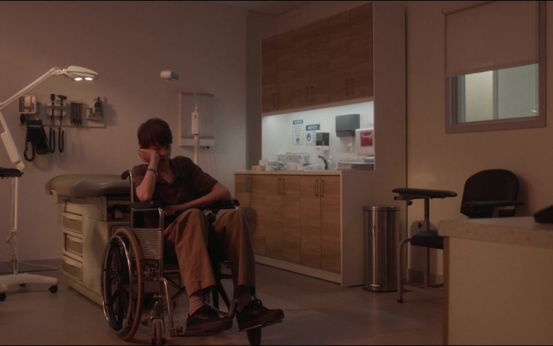 Vans Shoes in The Audacity S01E03 “Valley of Heart's Delight” (2026) (Image 1)