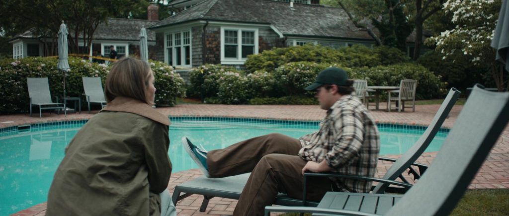 Vans Shoes in The Better Sister S01E01 “She's My Sister” (2025) (Image 1)