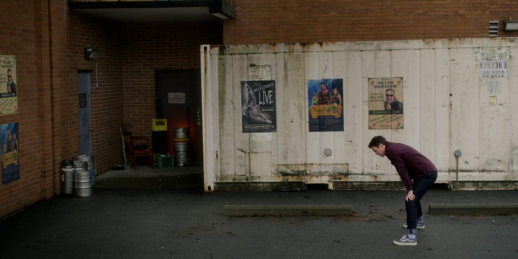Vans Shoes in The Flash S09E10 “A New World, Part One” (2023) (Image 5)