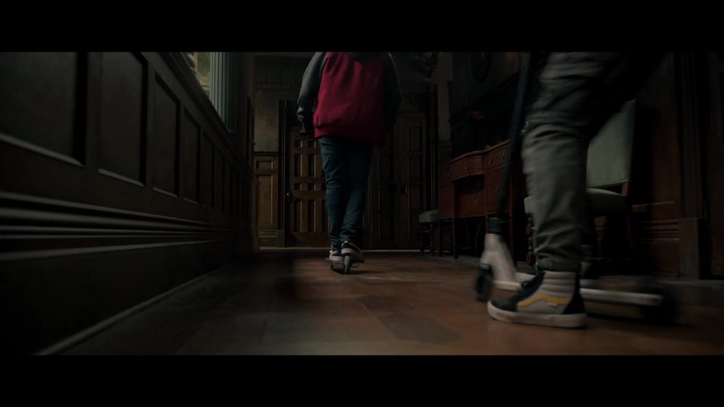Vans Shoes in The Spiderwick Chronicles S01E01 “Welcome to Spiderwick” (2024) (Image 1)