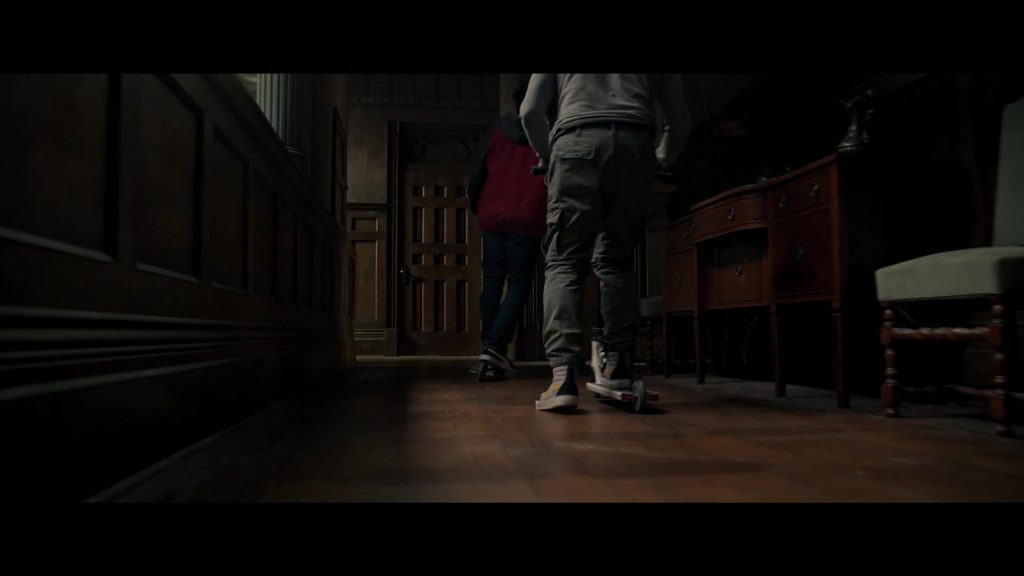 Vans Shoes in The Spiderwick Chronicles S01E01 “Welcome to Spiderwick” (2024) (Image 2)