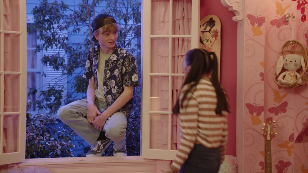 Vans Shoes in This Fool S02E09 “Y Tu Depression Tambien” (2023) (Image 1)