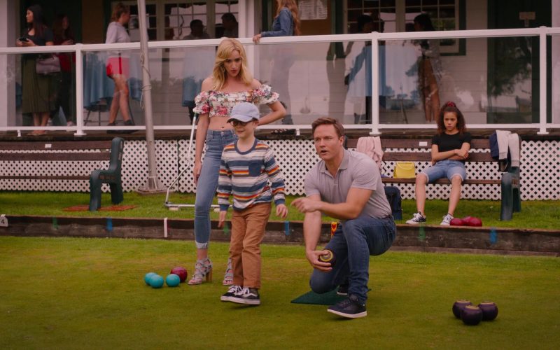 Vans Shoes of Diesel La Torraca as Austin Miller in Ginny & Georgia S01E02 “It's a Face Not a Mask” (2021) (Image 1)