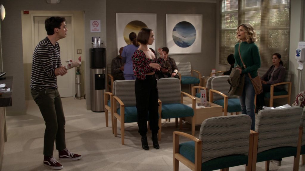 Vans Shoes of Joey Bragg as Freddie Raines in Call Your Mother S01E03 “Quaran-Jean” (2021) (Image 2)