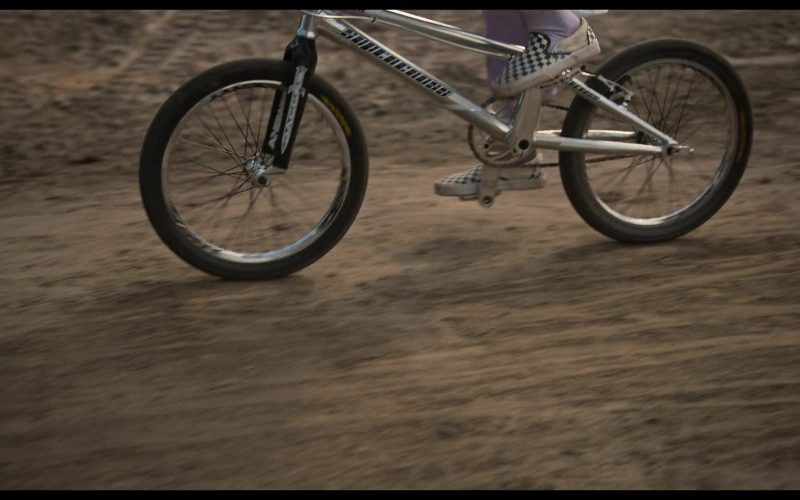 Vans Shoes of Laura Kariuki as Maggie in Along for the Ride (2022) (Image 1)
