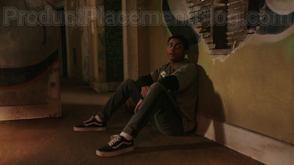 Vans Shoes of Steven Silver as Evan Norris in Council of Dads S01E04 “The Sixth Stage” (2020) (Image 1)