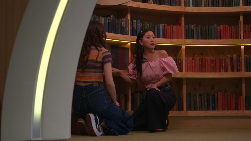 Vans Sneakers Worn by Anna Cathcart as Katherine Song Covey in XO, Kitty S01E07 “TIL” (2023) (Image 1)