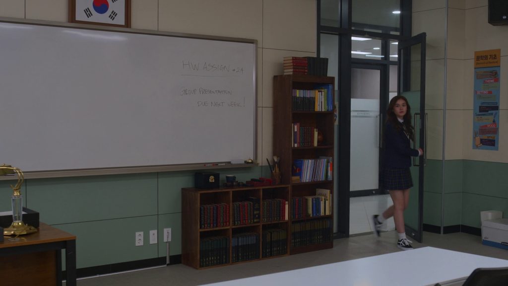 Vans Sneakers Worn by Anna Cathcart in XO, Kitty S01E06 “BYOB” (2023) (Image 1)