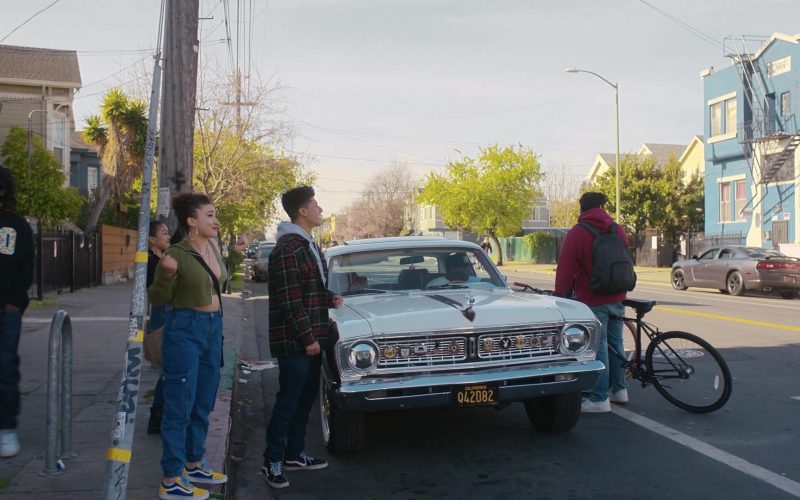 Vans Sneakers Worn by Cast Members in Blindspotting S01E01 “The Ordeal” (2021) (Image 1)