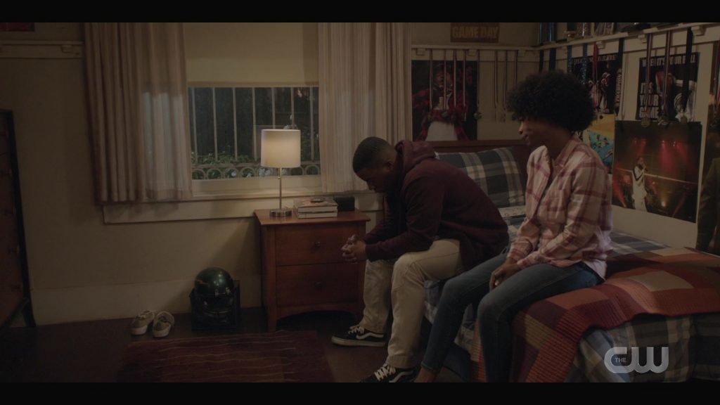 Vans Sneakers Worn by Daniel Ezra as Spencer James in All American S03E09 “Testify” (2021) (Image 2)