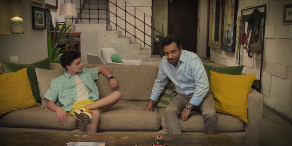 Vans Sneakers in Acapulco S03E01 “Just the Two of Us” (2024) (Image 1)