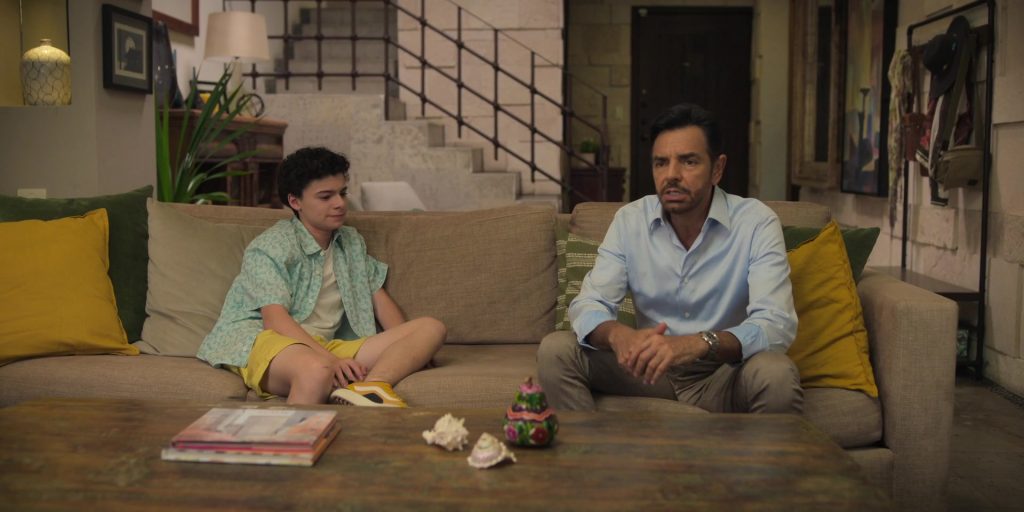 Vans Sneakers in Acapulco S03E01 “Just the Two of Us” (2024) (Image 8)