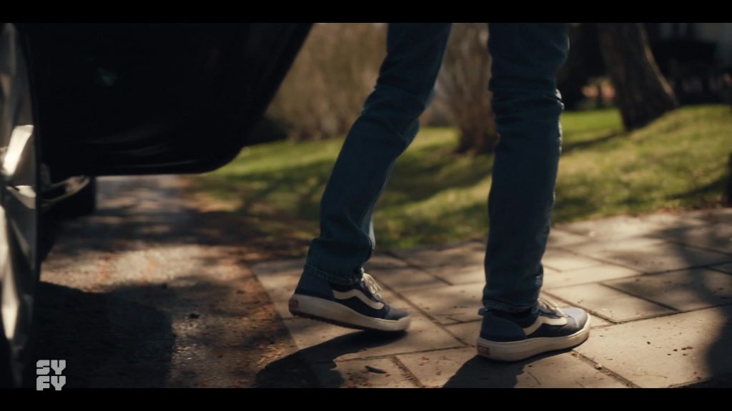 Vans Sneakers in Chucky S02E01 “Halloween II” (2022) (Image 1)