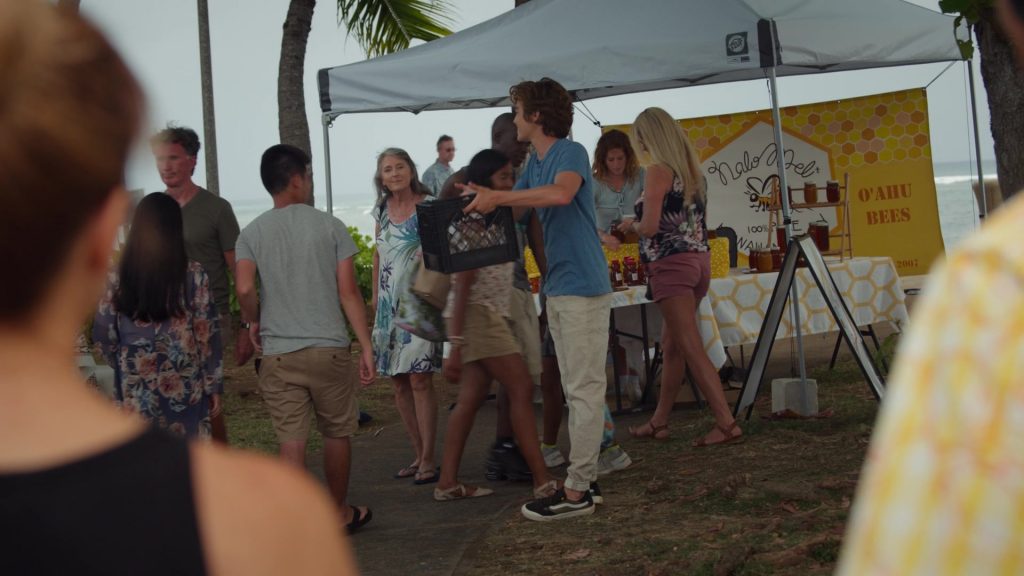 Vans Sneakers in Doogie Kamealoha, M.D. S01E08 “Talk-Story” (2021) (Image 1)