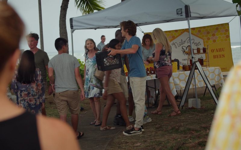 Vans Sneakers in Doogie Kamealoha, M.D. S01E08 “Talk-Story” (2021) (Image 1)