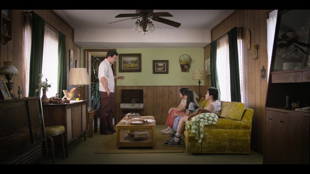 Vans Sneakers in Selena - The Series S01E01 “Daydream” (2020) (Image 1)